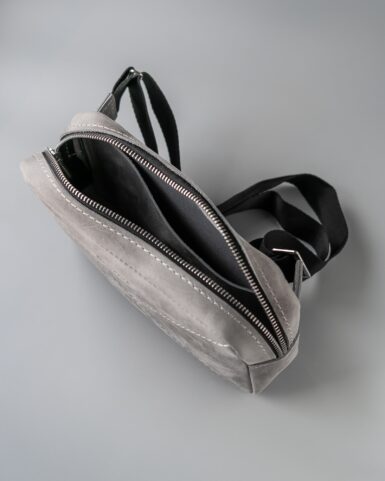Leather belt bag (bananka) in gray, made of crazy horse leather