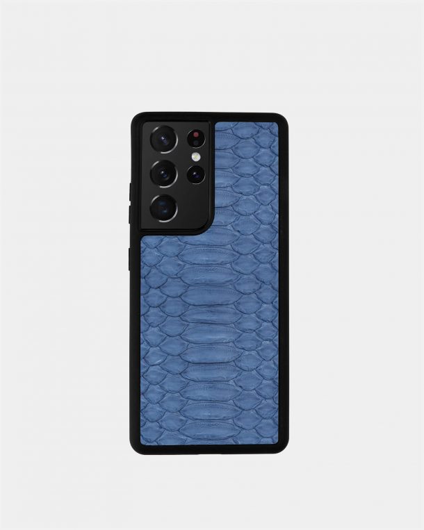 Чехол для Samsung в серо-синем цвете из кожи питона с широкими чешуйками.