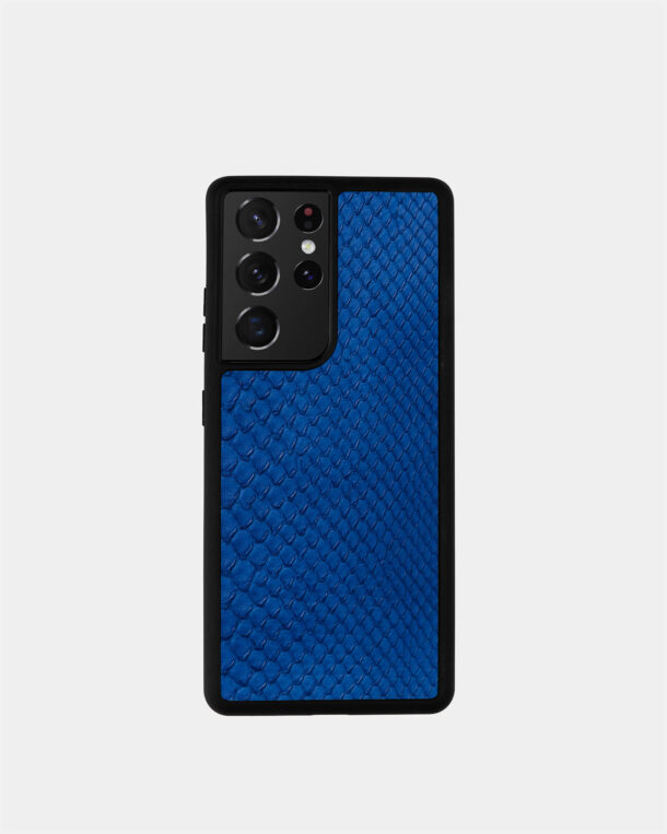 Чехол для Samsung из кожи питона с мелкими чешуйками в синем цвете.