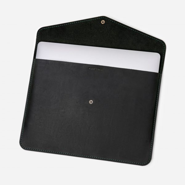 ціна на Чохол для MacBook 13 Air Pro зі шкіри крейзі хорс, в чорному кольорі