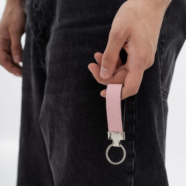 Keychain made of pink ostrich skin without follicles