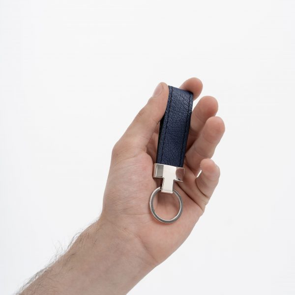 Keychain made of dark blue ostrich skin without follicles