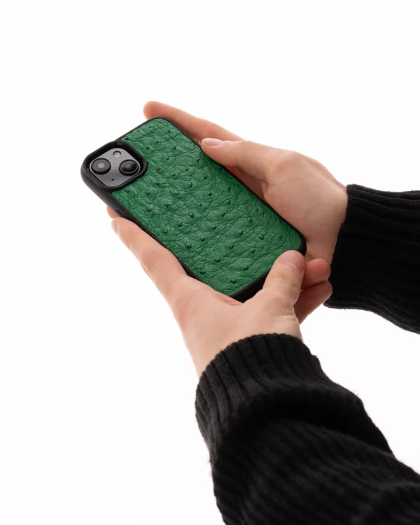 ціна на Чохол із зеленої шкіри страуса з фолікулами для iPhone 14 Plus