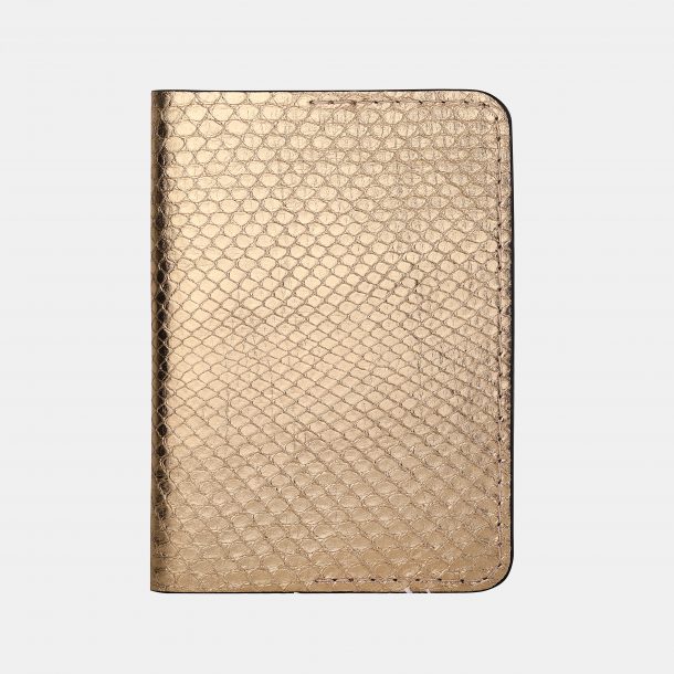 Обложка для паспорта из золотой кожи питона с мелкими чешуйками