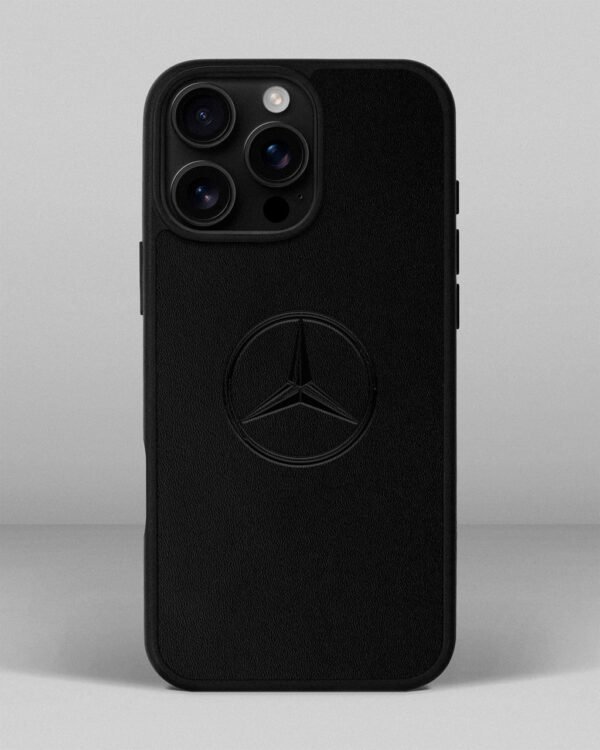 Чохол для iPhone 13 Pro Max із шкіри купон в чорному кольорі з логотипом Mercedes