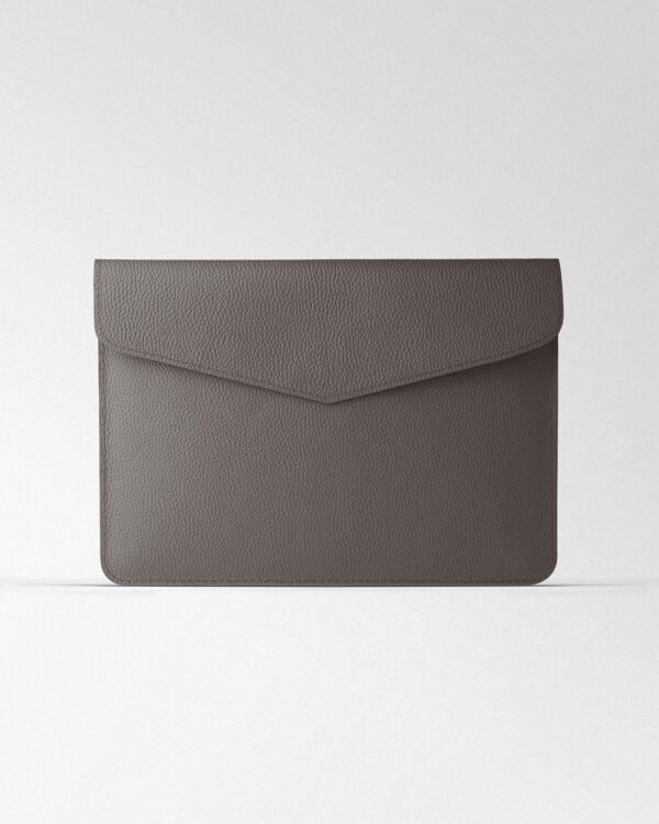 Чохол Magnetic Envelope  із текстурної шкіри в кольорі капучіно для MacBook