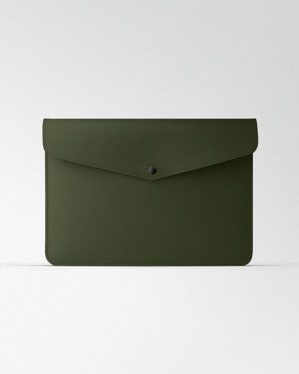 Чохол Envelope з темно-зеленої шкіри для MacBook