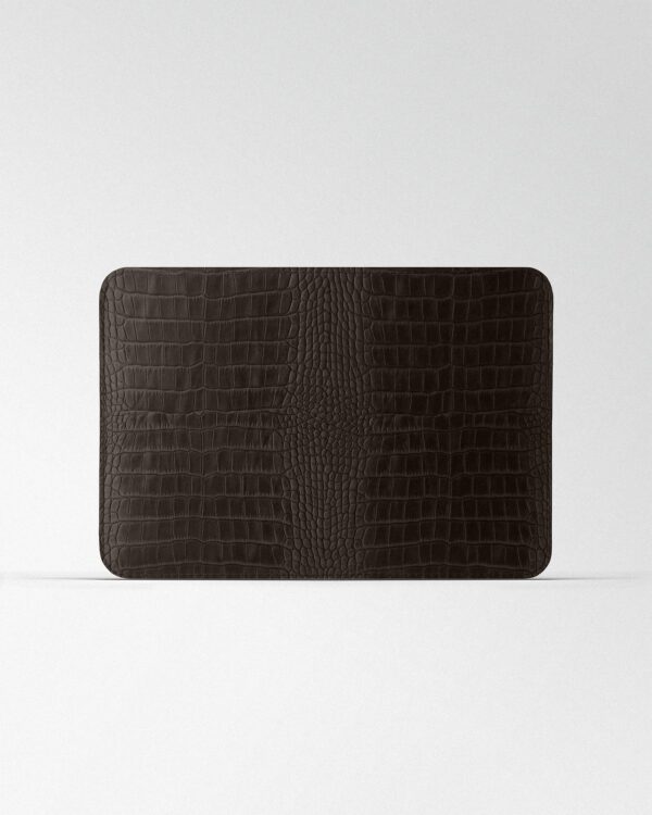 Чохол Minimalist з темно-коричневого тиснення під крокодила для MacBook